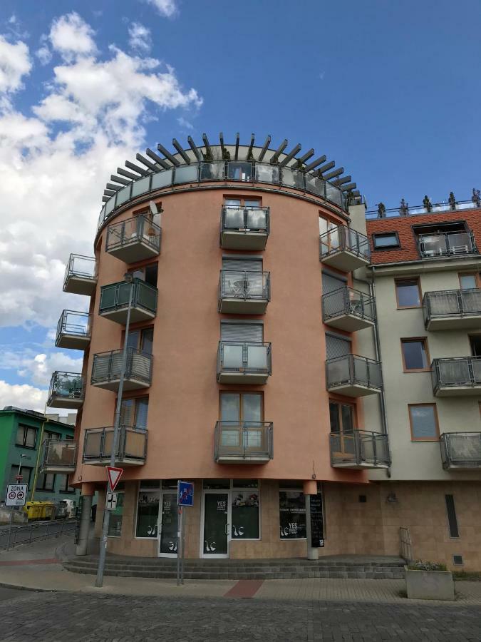 Modrany Apartment Prague